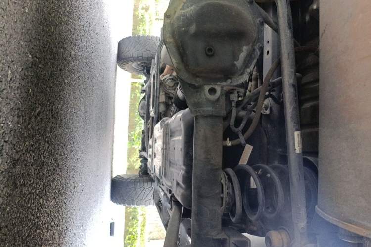 Used Jeep Wrangler 2019 2.0T Rubicon Four-Door Version China VI Emission Standard Chassis Rear