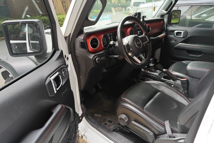 Used Jeep Wrangler 2019 2.0T Rubicon Four-Door Version China VI Emission Standard Driver Seat