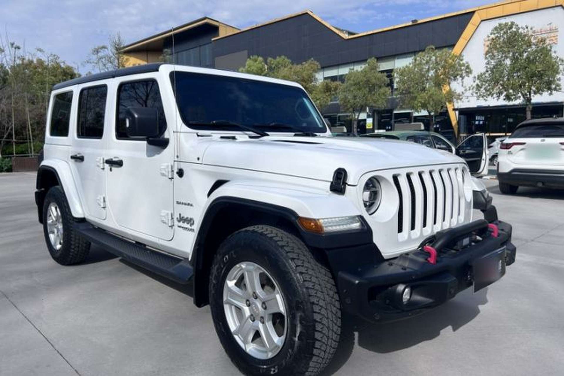 Used Jeep Wrangler 2019 2.0T Sahara Four-Door Version China VI Emission Standard Exterior 2