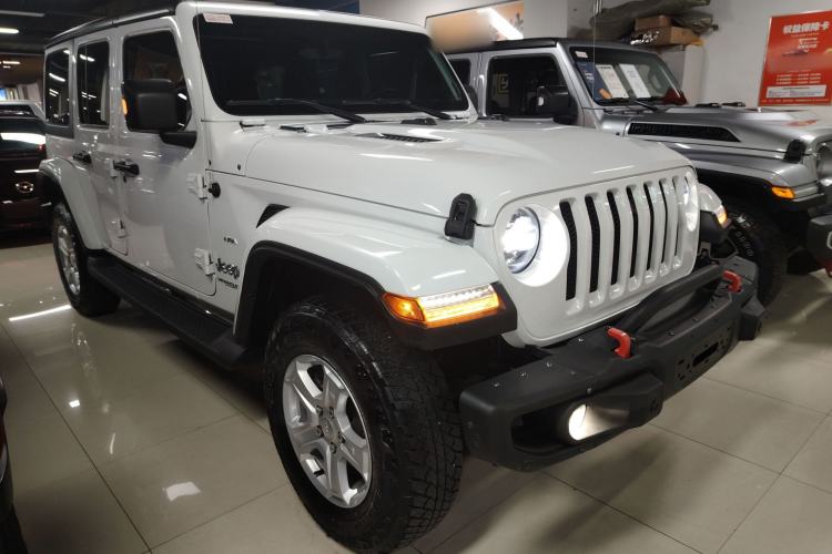 Used Jeep Wrangler 2019 2.0T Sahara Four-Door Version China VI Emission Standard Exterior 2