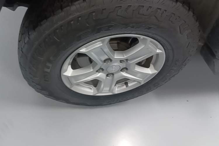Used Jeep Wrangler 2019 2.0T Sahara Four-Door Version China VI Emission Standard Exterior 4