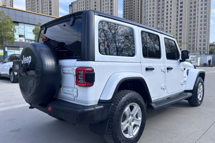 Used Jeep Wrangler 2019 2.0T Sahara Four-Door Version China VI Emission Standard Exterior 6