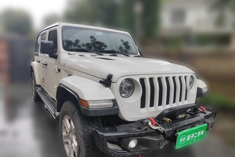 Used Jeep Wrangler 2019 2.0T Sahara Four-Door Version China VI Emission Standard Front Right 45 Deg