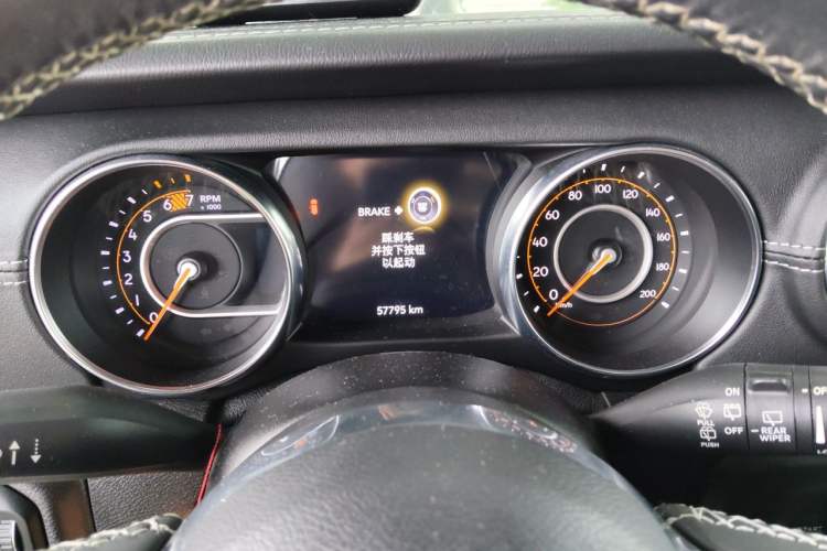 Used Jeep Wrangler 2019 2.0T Sahara Four-Door Version China VI Emission Standard Instrument Cluster