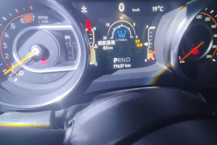 Used Jeep Wrangler 2019 2.0T Sahara 4-Door Version China V Standard Odometer Close Up