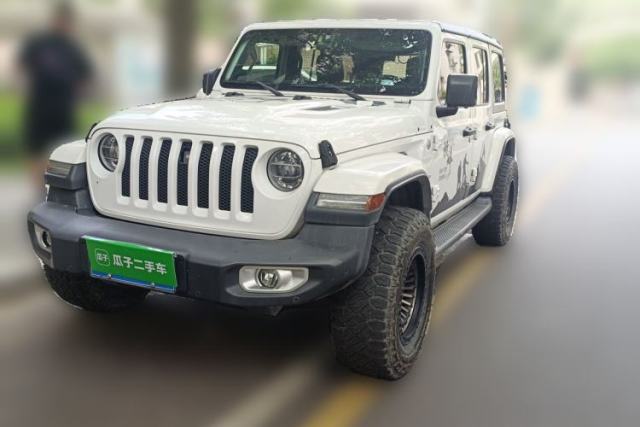 Used Jeep Wrangler 2019 2.0T Sahara Four-Door Version China VI Emission Standard
