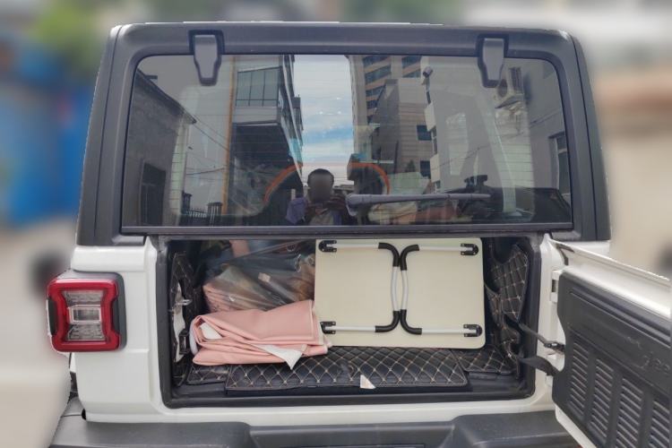 Used Jeep Wrangler  Trunk