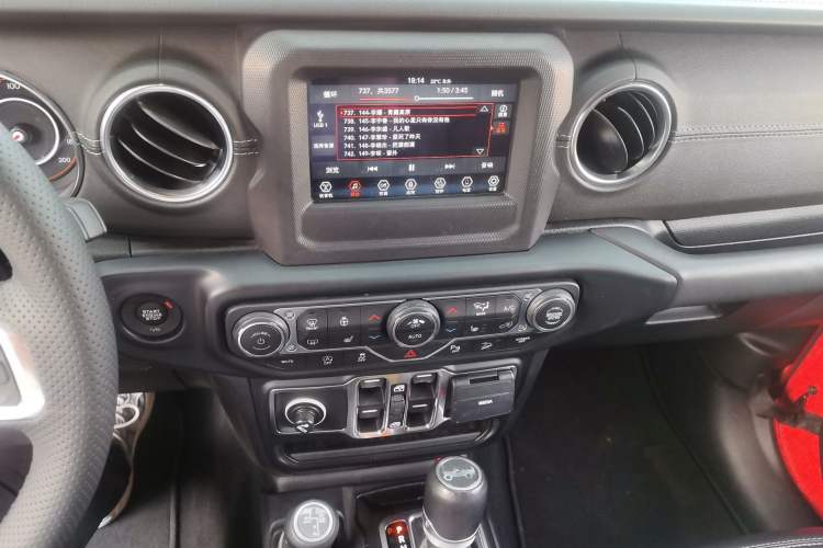 Used Jeep Wrangler  Audio And AC Panel