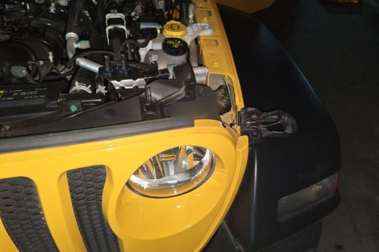 Used Jeep Wrangler  Engine Bay Left
