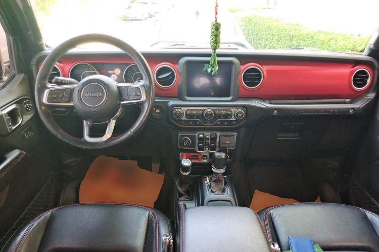 Used Jeep Wrangler  Center Console