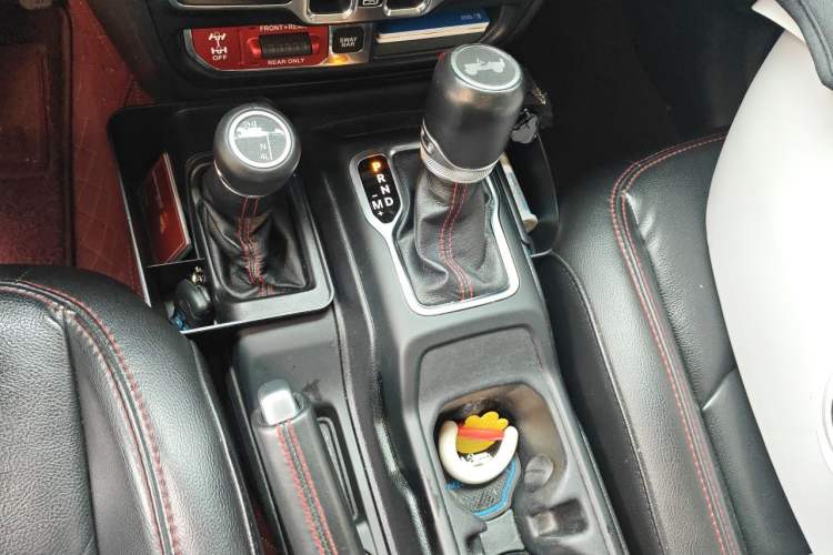 Used Jeep Wrangler  Gear Lever