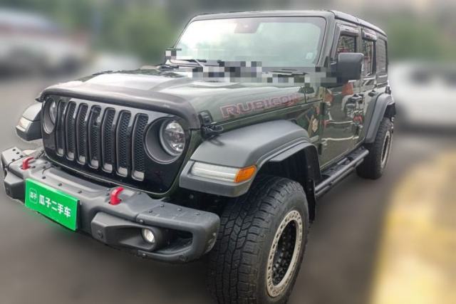 Used Jeep Wrangler 5-seater, 2.0-liter engine, automatic transmission