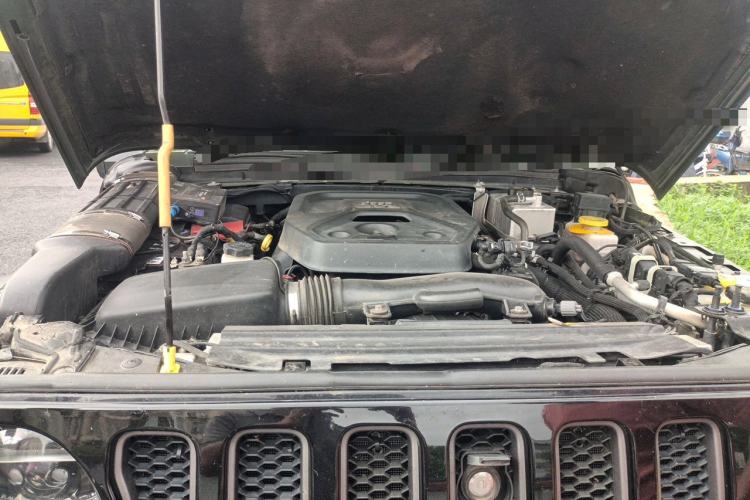 Used Jeep Wrangler  Engine Bay
