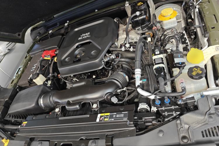 Used Jeep Wrangler 2020 2.0T Rubicon Recon Four-Door Jungle Hero Limited Edition Engine Bay