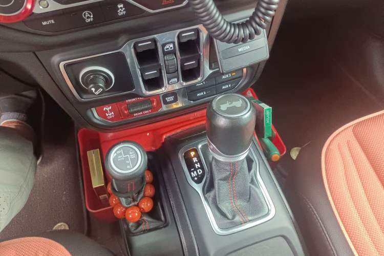 Used Jeep Wrangler  Gear Lever