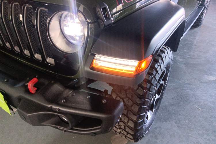 Used Jeep Wrangler 2020 2.0T Rubicon Recon Four-Door Jungle Hero Limited Edition Left Front Headlight