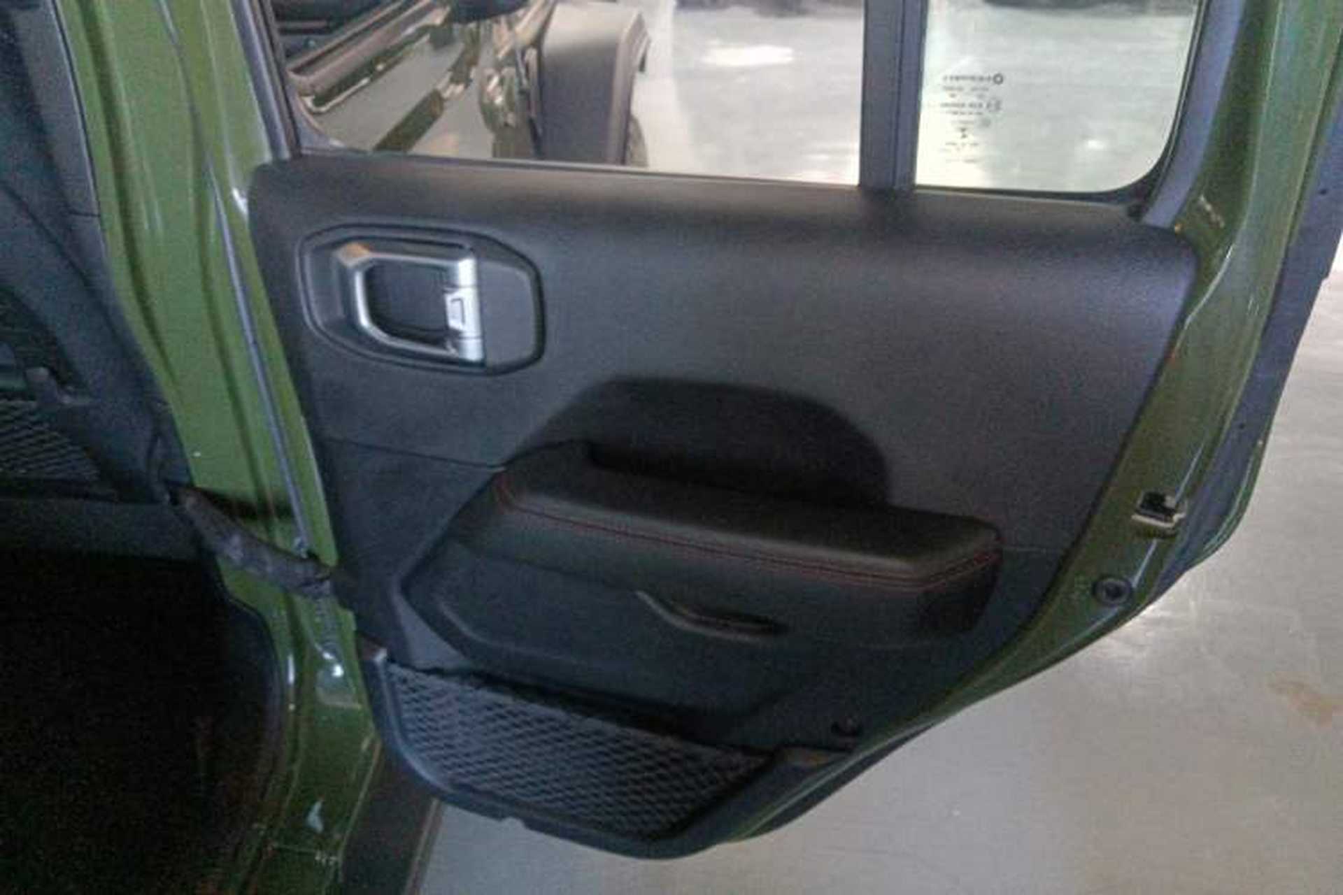 Used Jeep Wrangler 2020 2.0T Rubicon Recon Four-Door Jungle Hero Limited Edition Right Rear Door Interior