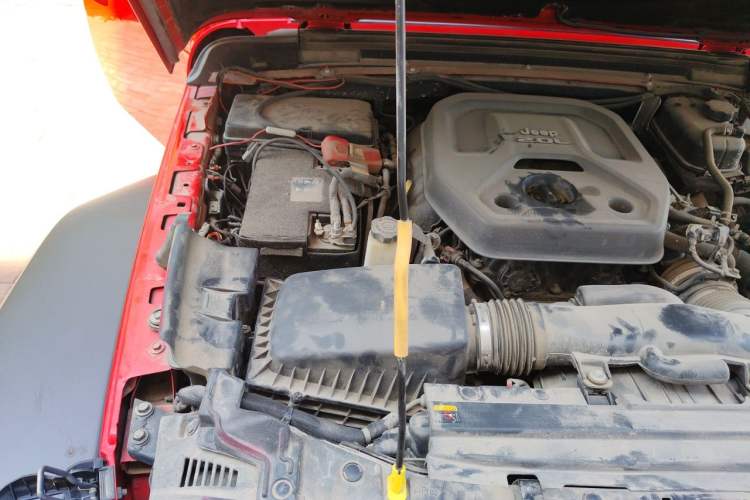 Used Jeep Wrangler 2020 2.0T automatic four-door parallel imported vehicle Engine Bay Right