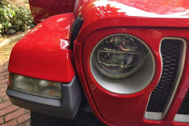 Used Jeep Wrangler 2020 2.0T automatic four-door parallel imported vehicle Right Front Headlight
