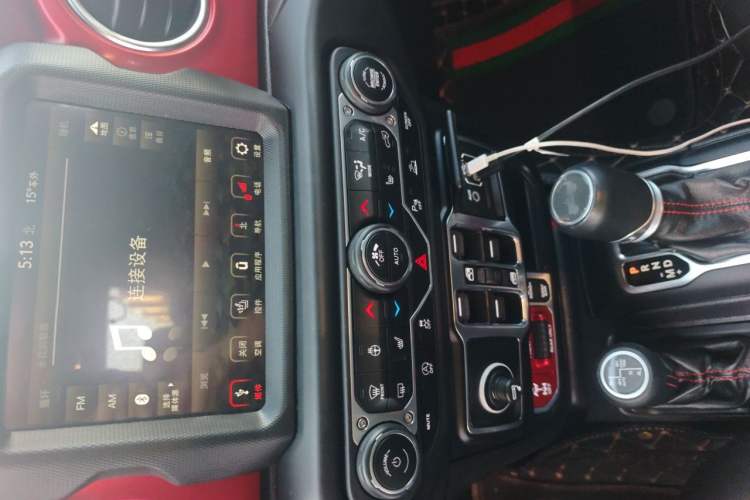 Used Jeep Wrangler 2021 2.0T Robin Hood Four-Door Edition Audio And AC Panel