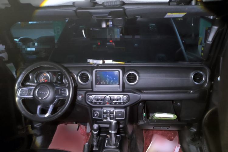 Used Jeep Wrangler 2021 2.0T 80th Anniversary Edition Center Console
