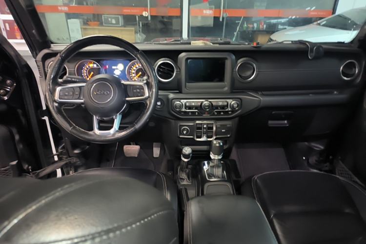 Used Jeep Wrangler 2021 2.0T Sahara Four-Door Edition Center Console