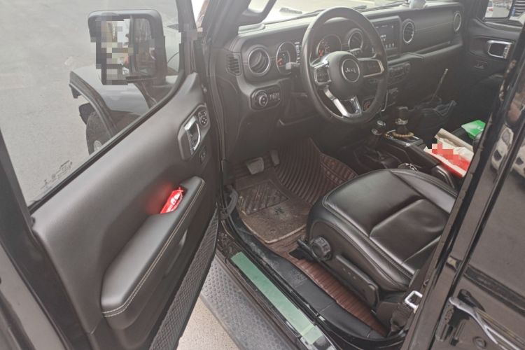 Used Jeep Wrangler 2021 2.0T Sahara Four-Door Edition Driver Seat
