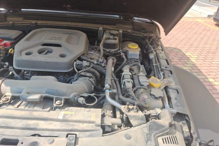 Used Jeep Wrangler 2021 2.0T Robin Hood two-door version Engine Bay Left