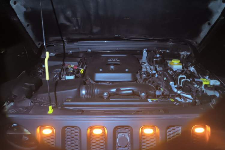 Used Jeep Wrangler 2021 2.0T 80th Anniversary Edition Engine Bay