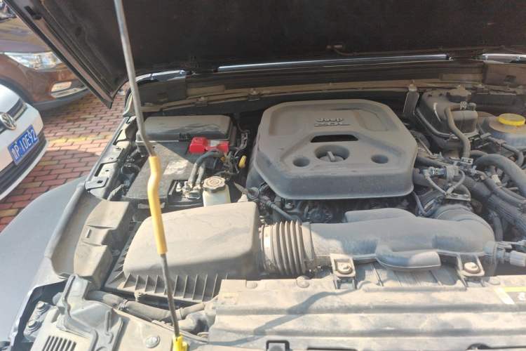 Used Jeep Wrangler 2021 2.0T Robin Hood two-door version Engine Bay Right