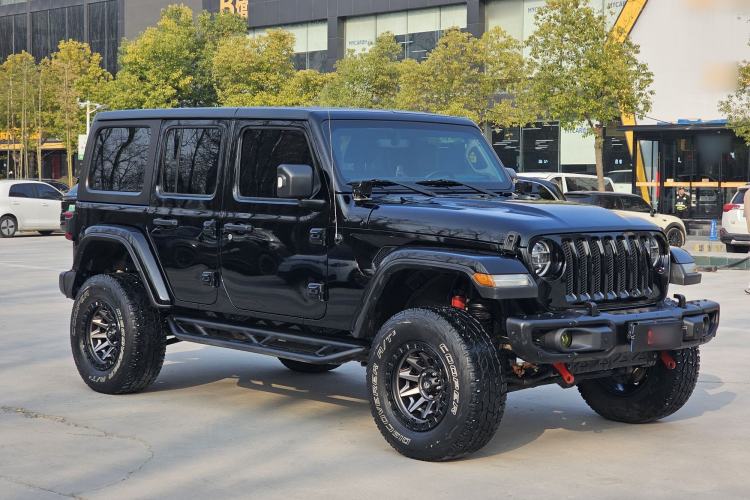 Used Jeep Wrangler 2021 2.0T Sahara Four-Door Edition Exterior 2