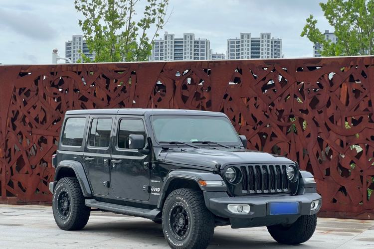 Used Jeep Wrangler 2021 2.0T Sahara Four-Door Edition Exterior 2