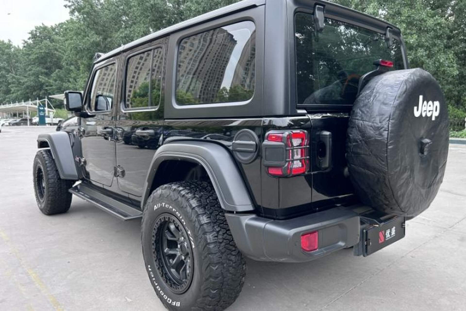 Used Jeep Wrangler 2021 2.0T Robin Hood Four-Door Edition Exterior 3