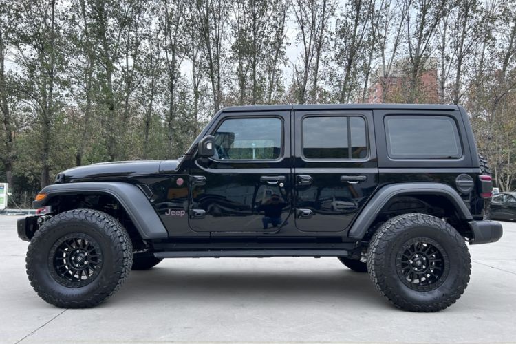Used Jeep Wrangler 2021 2.0T Robin Hood Four-Door Edition Exterior 4