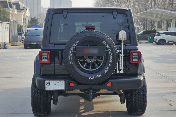 Used Jeep Wrangler 2021 2.0T Sahara Four-Door Edition Exterior 6