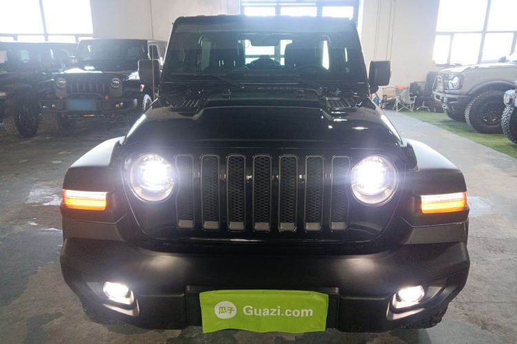 Used Jeep Wrangler 2021 2.0T Robin Hood Four-Door Edition Front