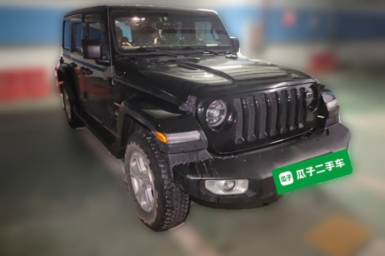 Used Jeep Wrangler 2021 2.0T Sahara Four-Door Edition Front Right 45 Deg