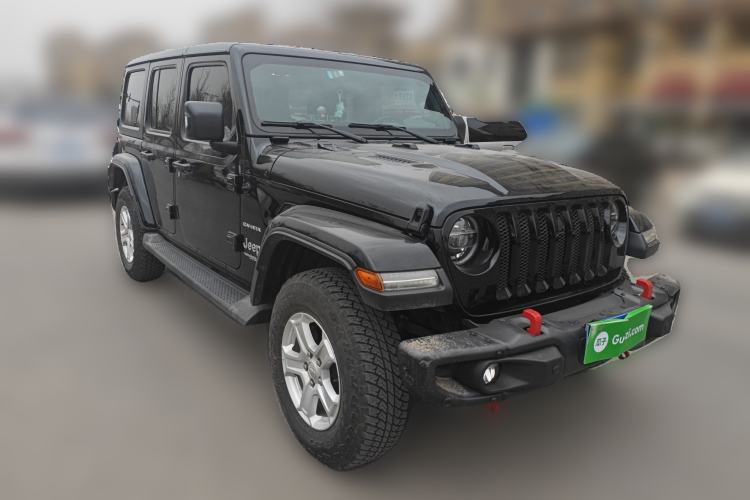 Used Jeep Wrangler 2021 2.0T Sahara Four-Door Edition Front Right 45 Deg