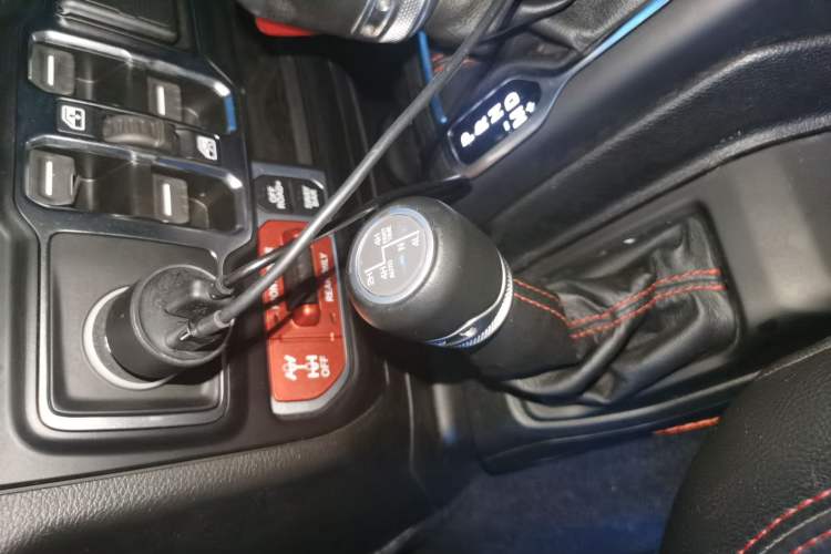 Used Jeep Wrangler 2021 2.0T Robin Hood Four-Door Edition Gear Lever