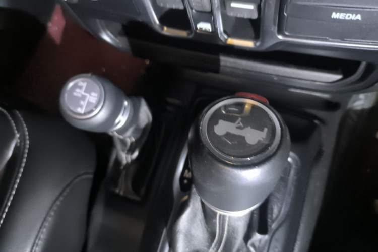 Used Jeep Wrangler 2021 2.0T 80th Anniversary Edition Gear Lever