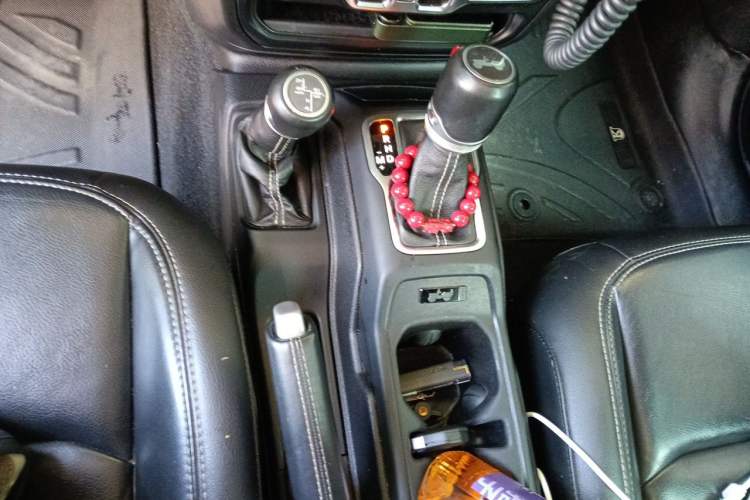 Used Jeep Wrangler 2021 2.0T 80th Anniversary Edition Gear Lever