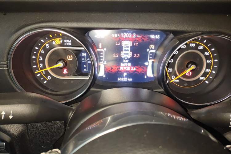 Used Jeep Wrangler 2021 2.0T Sahara Four-Door Edition Instrument Cluster