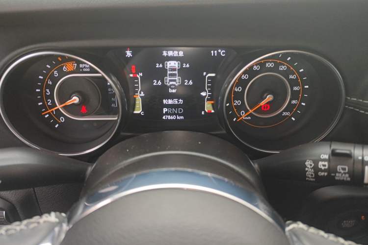 Used Jeep Wrangler 2021 2.0T Sahara Four-Door Edition Instrument Cluster