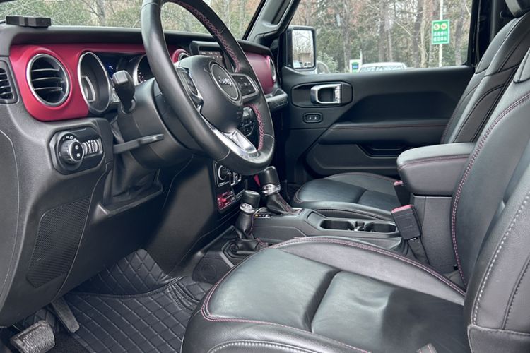 Used Jeep Wrangler 2021 2.0T Robin Hood Four-Door Edition Interior 1
