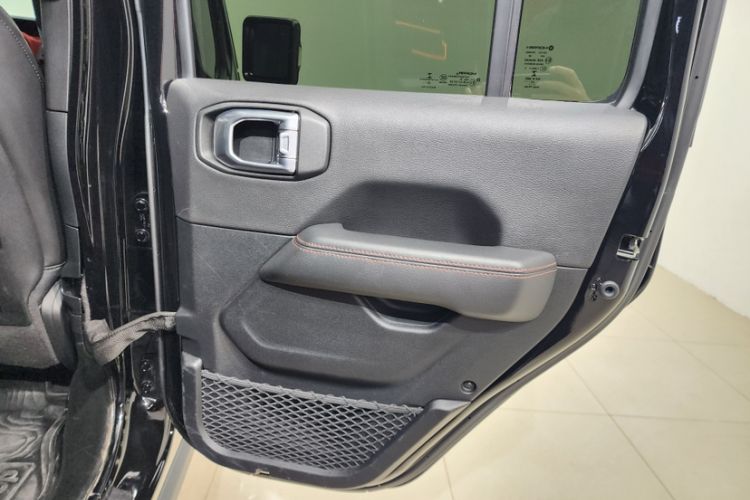 Used Jeep Wrangler 2021 2.0T Robin Hood Four-Door Edition Interior 3