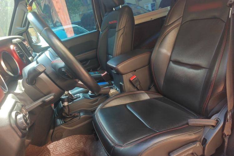 Used Jeep Wrangler 2021 2.0T Robin Hood two-door version Left Front Seat