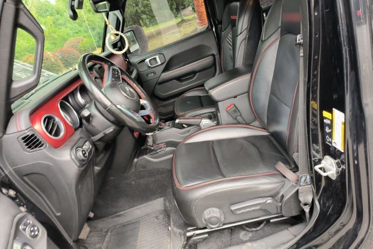 Used Jeep Wrangler 2021 2.0T Robin Hood Four-Door Edition Left Front Seat