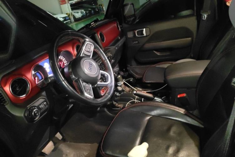 Used Jeep Wrangler 2021 2.0T Robin Hood Four-Door Edition Left Front Seat