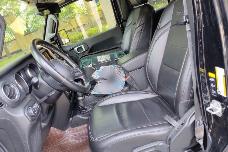 Used Jeep Wrangler 2021 2.0T Sahara Four-Door Edition Left Front Seat