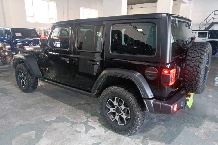 Used Jeep Wrangler 2021 2.0T Robin Hood Four-Door Edition Left Side